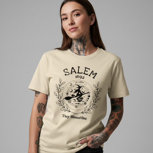 Camiseta Salem 1692 "They Missed One" - Naerya