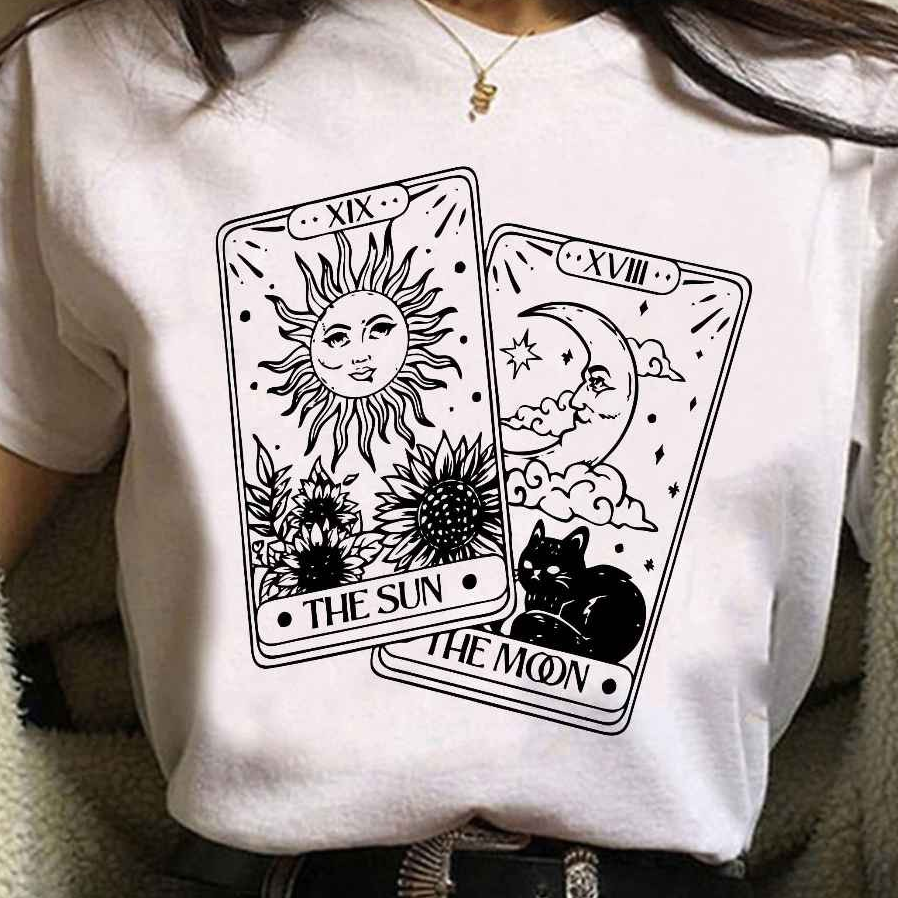 Camiseta Carta de Tarot Sol & Lua - Naerya